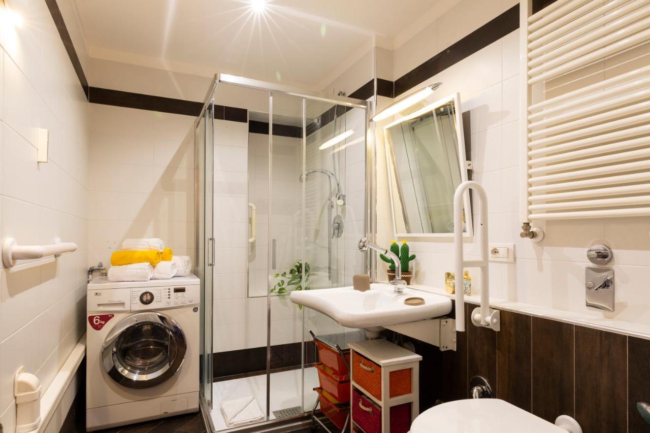 Apartament Living Isola Mediolan Zewnętrze zdjęcie